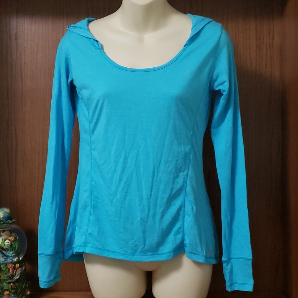 Women's workout shirt